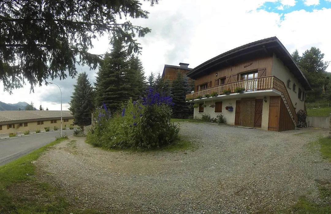 Hôtel les Gardettes-1